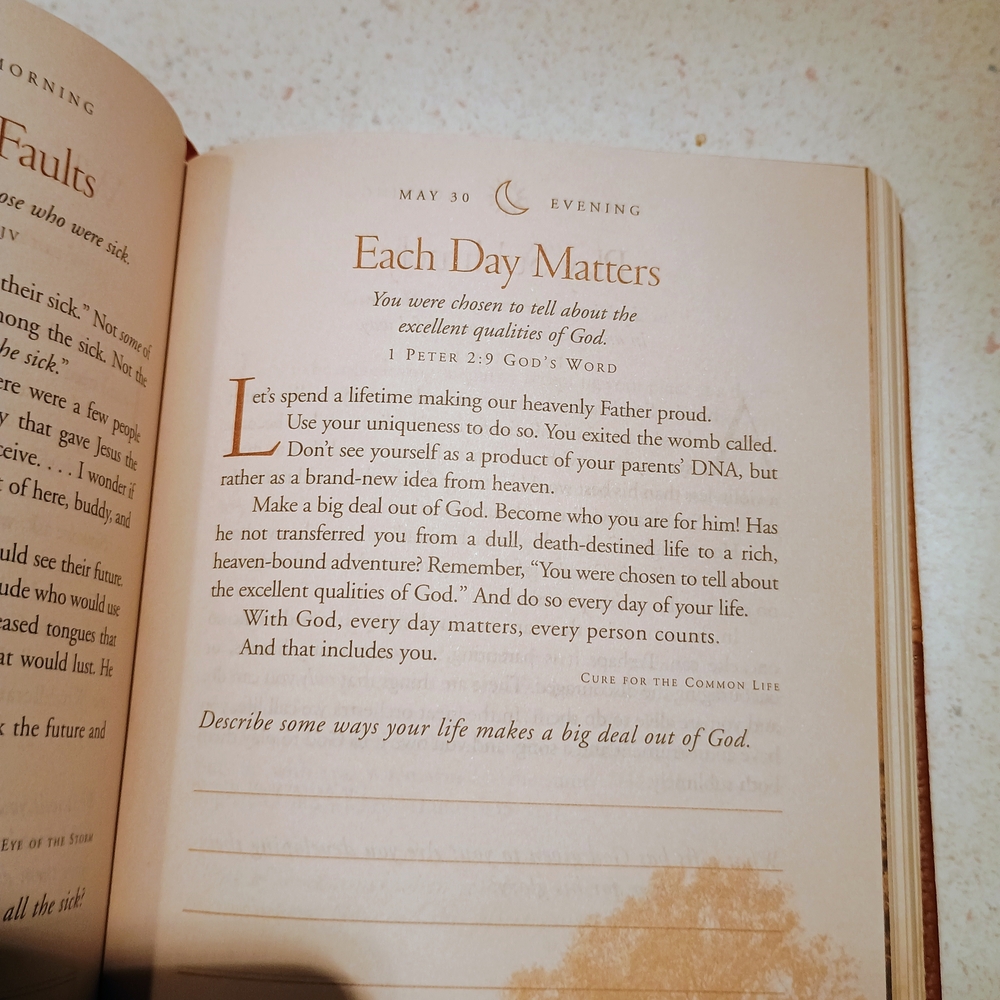 Grace for the Moment Book by Max Lucado - Picture 7 of 7